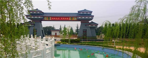 選擇西安漢皇樹葬墓園時，除了價格因素，還應(yīng)該考慮哪些因素？
