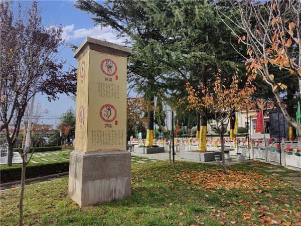 在選擇壽陽山墓園的墓地時(shí)，家庭應(yīng)該考慮哪些因素？