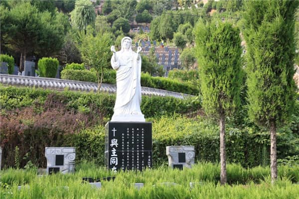 西安壽陽山公墓的具體位置在哪里？如何方便地找到這個(gè)地點(diǎn)？