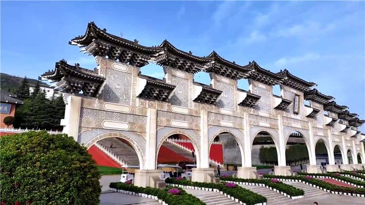 西安霸陵墓園232路公交車可直達(dá),陵園墓地選購攻略