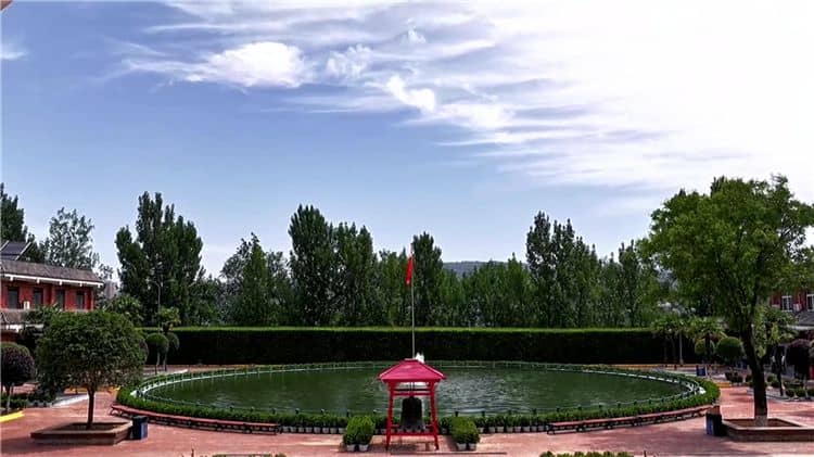 西安霸陵墓園聯(lián)系電話，西安霸陵墓園的聯(lián)系方式與服務(wù)