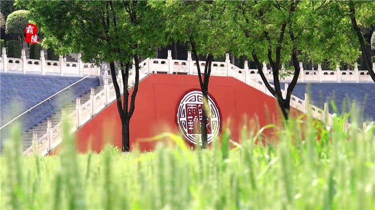 在西安霸陵墓園新區，客戶參觀墓位并選定后的接待流程是怎樣的？