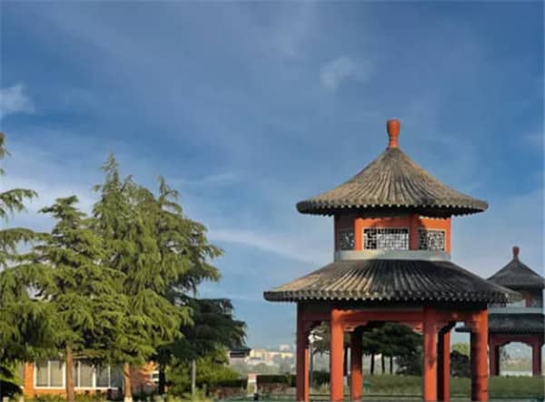 西安墓地管理費的繳納周期是怎樣的？如果未按時繳納會有什么后果？